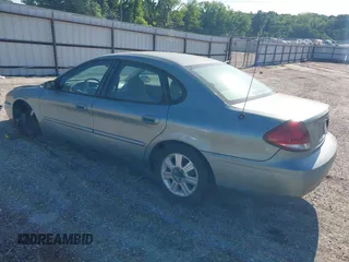 2005 Ford Taurus SEL z VIN 1FAFP56205A232164, wystawiony jako IAAI lot #42201770 z przebiegiem 115 406 mil mil oraz . Historia ofert i sprzedaży dostępna na DreamBid. Obrazek 3.