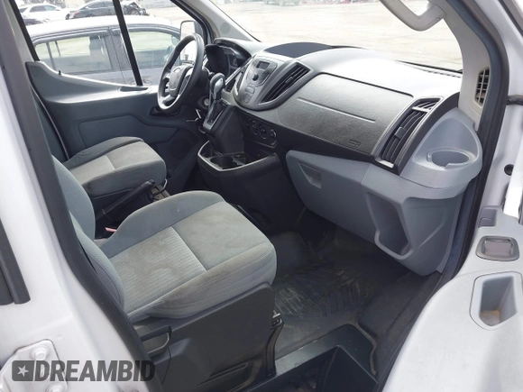 2015 Ford Transit Cargo with VIN 1FTNR1ZM6FKA34917, listed as a IAAI auction lot 42355969 with 89,500 mi miles and . Bid and sale history available at DreamBid. Image 5.