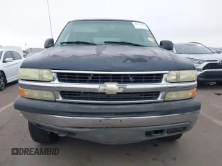 2004 Chevrolet Tahoe Special Service with VIN 1GNEK13VX4J203031, listed as a IAAI auction lot 41572247 with 192,905 mi miles. Bid and sale history available at carsss.com. Image 12.
