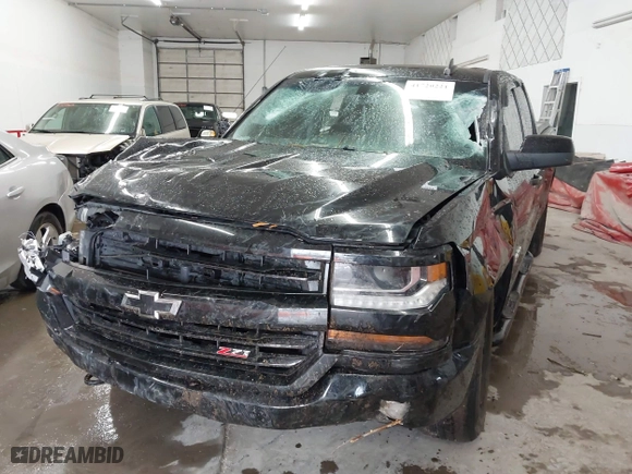 2017 Chevrolet Silverado 1500 LT with VIN 1GCVKREC5HZ253927, listed as a IAAI auction lot 41720221 with 110,141 mi miles. Bid and sale history available at carsss.com. Image 6.