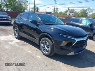 2024 Chevrolet Blazer LT с VIN 3GNKBCR44RS125848, выставлен на аукционе IAAI как лот 42265625 с пробегом 7 424 миль миль и . История ставок и продаж доступна на DreamBid. Изображение 1.