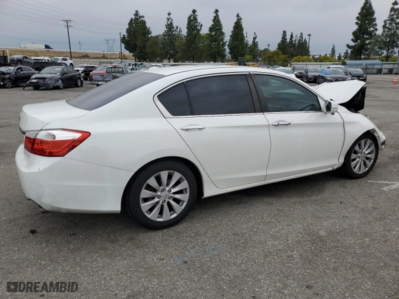 2014 Honda Accord Sedan EX-L with VIN 1HGCR2F83EA021925, listed as a Copart auction lot 50773665 with 123,549 mi miles and Salvage Title. Bid and sale history available at carsss.com. Image 3.
