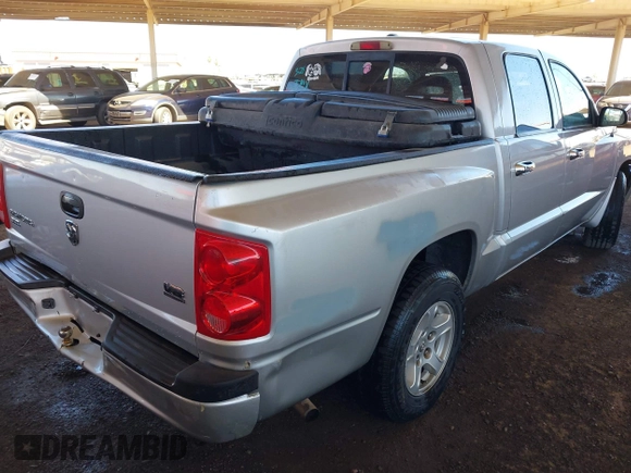 2007 Dodge Dakota SLT with VIN 1D7HE48N57S171908, listed as a IAAI auction lot 41875045 with 245,148 mi miles and . Bid and sale history available at carsss.com. Image 4.