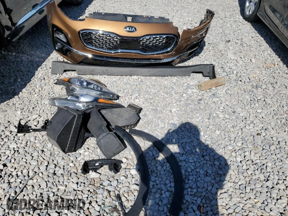 2021 Kia Sportage EX with VIN KNDPNCAC2M7924768, listed as a Copart auction lot 57914625 with 25,798 mi miles and Salvage title. Bid and sale history available at DreamBid. Image 12.