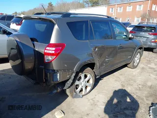 2011 Toyota RAV4 Ltd with VIN 2T3DK4DV0BW060285, listed as a IAAI auction lot 41677068 with 61,636 mi miles. Bid and sale history available at carsss.com. Image 4.