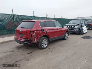 2019 Volkswagen Tiguan SE with VIN 3VV2B7AX3KM044275, listed as a IAAI auction lot 41555655 with 56,501 mi miles. Bid and sale history available at carsss.com. Image 4.