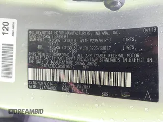 2019 Toyota Sienna XLE Auto Access Seat z VIN 5TDYZ3DC2KS018742, wystawiony jako IAAI lot #42288335 z przebiegiem 101 741 mil mil oraz . Historia ofert i sprzedaży dostępna na DreamBid. Obrazek 9.