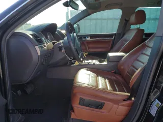 2008 Volkswagen Touareg 2 V6 with VIN WVGBE77L38D003283, listed as a Copart auction lot 52782155 with 3,292,025 mi miles and Salvage Title. Bid and sale history available at carsss.com. Image 7.