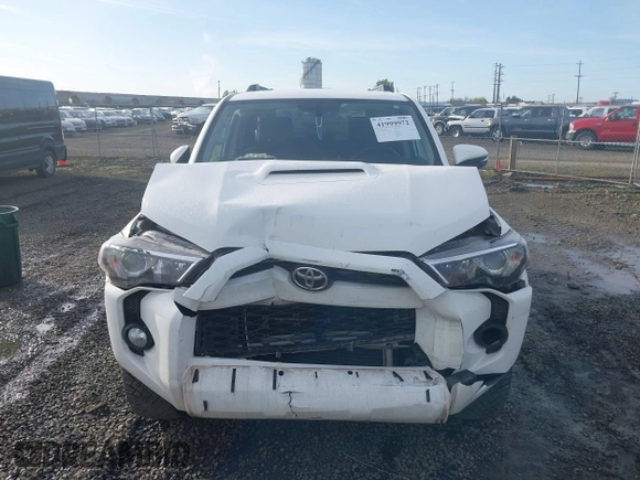 2019 Toyota 4Runner SR5 with VIN JTEBU5JRXK5700956, listed as a IAAI auction lot 41999972 with 61,032 mi miles and . Bid and sale history available at DreamBid. Image 13.