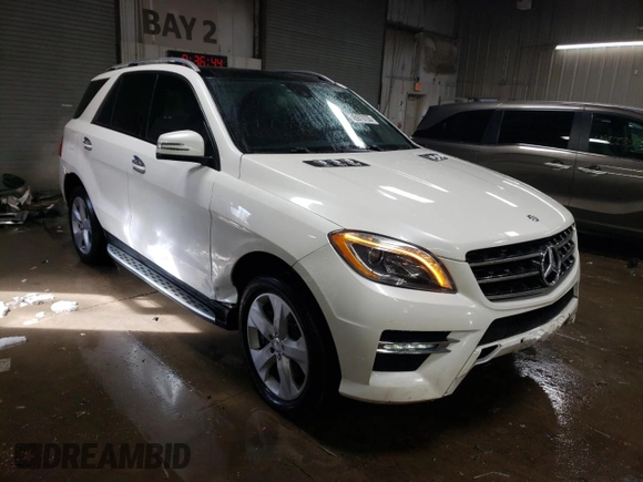 2015 Mercedes-Benz M 400 with VIN 4JGDA5GB0FA535623, listed as a Copart auction lot 45979705 with 115,592 mi miles and Salvage Title. Bid and sale history available at DreamBid. Image 4.