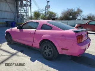 2007 Ford Mustang Deluxe with VIN 1ZVFT80N975339183, listed as a Copart auction lot 87650895 with 165,074 mi miles and Salvage Title. Bid and sale history available at carsss.com. Image 2.