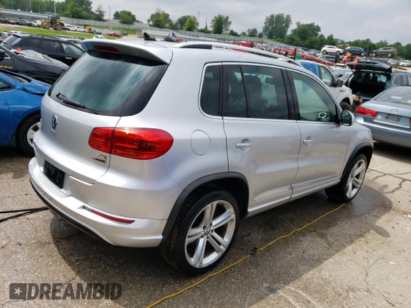 2016 Volkswagen Tiguan SE with VIN WVGBV7AX5GW060549, listed as a Copart auction lot 54997694 with 81,567 mi miles and Salvage Title. Bid and sale history available at DreamBid. Image 3.
