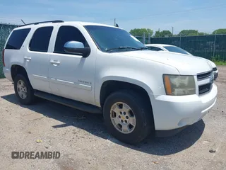 2007 Chevrolet Tahoe LTZ z VIN 1GNFK13087R248418, wystawiony jako IAAI lot #42513002 z przebiegiem 330 439 mil mil oraz . Historia ofert i sprzedaży dostępna na DreamBid. Obrazek 1.