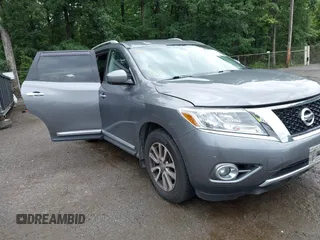 2015 Nissan Pathfinder SL with VIN 5N1AR2MM5FC633504, listed as a IAAI auction lot 42649283 with 143,535 mi miles and . Bid and sale history available at DreamBid. Image 1.