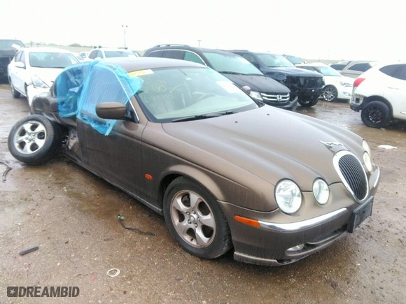 2001 Jaguar S-Type V6 with VIN SAJDA01N81FL93710, listed as a IAAI auction lot 36150180 with NaN miles. Bid and sale history available at carsss.com. Image 1.