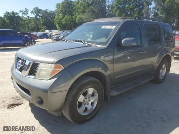 2005 Nissan Pathfinder LE with VIN 5N1AR18W85C766052, listed as a Copart auction lot 52217315 with 178,456 mi miles and Clean Title. Bid and sale history available at carsss.com. Image 1.