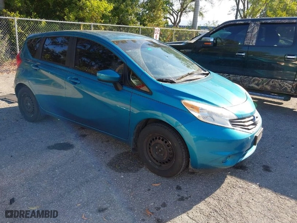 2015 Nissan Versa Note S with VIN 3N1CE2CP2FL435801, listed as a IAAI auction lot 41846568 with 110,171 mi miles. Bid and sale history available at carsss.com. Image 1.