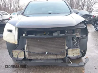 2006 Chevrolet Equinox LT with VIN 2CNDL73F566142938, listed as a IAAI auction lot 41468387 with 173,525 mi miles. Bid and sale history available at carsss.com. Image 6.