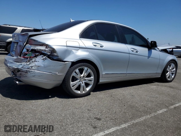 2008 Mercedes-Benz C 300 Sport with VIN WDDGF54X98F176691, listed as a Copart auction lot 65635075 with 128,567 mi miles and Salvage title. Bid and sale history available at DreamBid. Image 3.