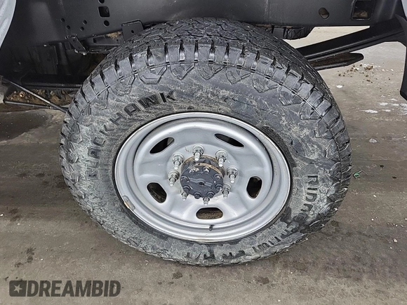 2022 Ford F-250 XL with VIN 1FT7X2B67NEE90695, listed as a IAAI auction lot 42610446 with 94,588 mi miles and . Bid and sale history available at DreamBid. Image 5.