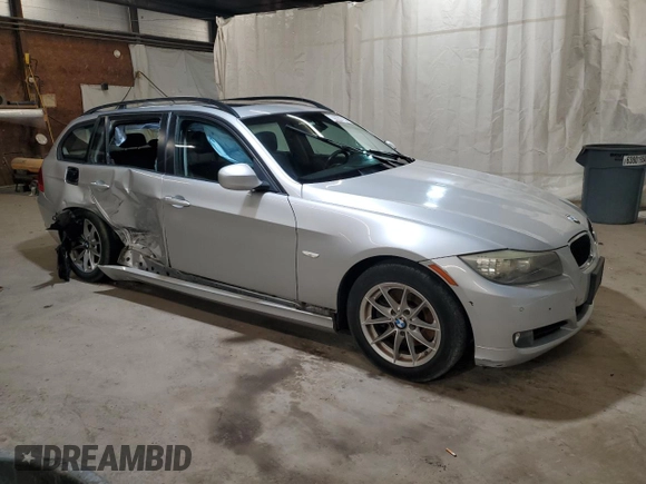2010 BMW 3 Series 328i с VIN WBAUT9C58AA191325, выставлен на аукционе Copart как лот 79622714 с пробегом 109 411 миль миль и Списание • Salvage title. История ставок и продаж доступна на DreamBid. Изображение 4.