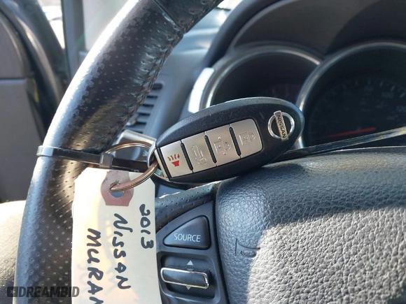 2013 Nissan Murano SL with VIN JN8AZ1MW9DW319516, listed as a IAAI auction lot 40953487 with 105,969 mi miles. Bid and sale history available at carsss.com. Image 11.