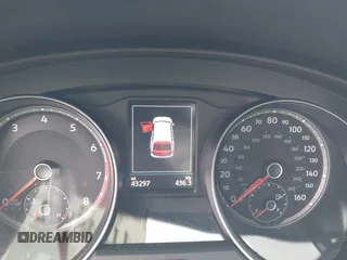 2020 Volkswagen Atlas SE z VIN 1V26C2CA5LC206661, wystawiony jako IAAI lot #41945822 z przebiegiem 43 297 mil mil oraz . Historia ofert i sprzedaży dostępna na DreamBid. Obrazek 7.