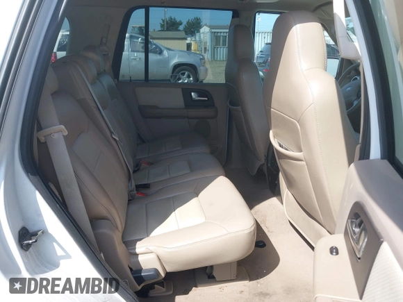 2004 Ford Expedition Eddie Bauer with VIN 1FMPU17L84LB36658, listed as a IAAI auction lot 42472188 with 195,235 mi miles and . Bid and sale history available at DreamBid. Image 8.