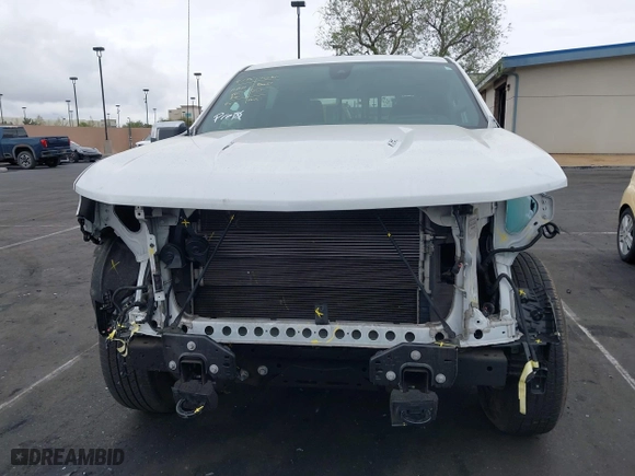 2019 Chevrolet Silverado 1500 LTZ with VIN 1GCUYGEL3KZ324466, listed as a IAAI auction lot 41988993 with 86,721 mi miles. Bid and sale history available at carsss.com. Image 13.