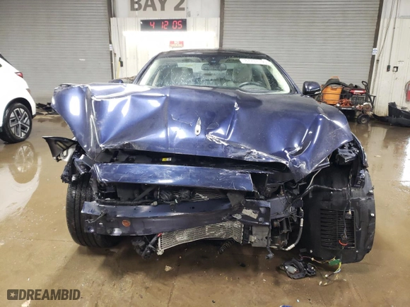 2014 Jaguar XJ with VIN SAJWJ2GD5E8V69562, listed as a Copart auction lot 87737195 with 100,525 mi miles and Salvage Title. Bid and sale history available at carsss.com. Image 5.