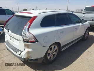 2012 Volvo XC60 3.2L с VIN YV4952DL3C2344789, выставлен на аукционе IAAI как лот 41807917 с пробегом 235 939 миль миль и . История ставок и продаж доступна на DreamBid. Изображение 4.