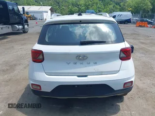 2022 Hyundai Venue SEL z VIN KMHRC8A33NU159516, wystawiony jako IAAI lot #42684907 z przebiegiem 13 674 mil mil oraz . Historia ofert i sprzedaży dostępna na DreamBid. Obrazek 17.