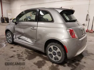 2016 FIAT 500e with VIN 3C3CFFGE9GT155227, listed as a IAAI auction lot 41668765 with 30,832 mi miles. Bid and sale history available at carsss.com. Image 3.