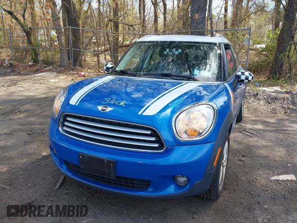 2014 MINI Countryman with VIN WMWZB3C59EWR37439, listed as a IAAI auction lot 42110149 with 181,661 mi miles and . Bid and sale history available at DreamBid. Image 6.