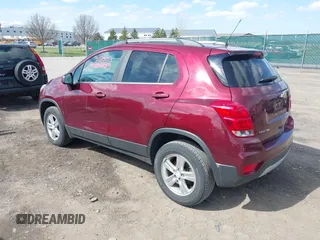 2017 Chevrolet Trax LT z VIN 3GNCJPSB6HL171777, wystawiony jako IAAI lot #41983833 z przebiegiem 88 726 mil mil oraz . Historia ofert i sprzedaży dostępna na DreamBid. Obrazek 3.