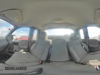2007 Ford F-150 XL с VIN 1FTRF12247NA01532, выставлен на аукционе Copart как лот 55058495 с пробегом 132 823 миль миль и Списание • Salvage title. История ставок и продаж доступна на DreamBid. Изображение 14.