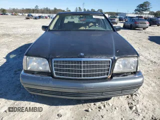 1995 Mercedes-Benz S 320 z VIN WDBGA33E0SA204247, wystawiony jako Copart lot #89249285 z przebiegiem Nie podano mil oraz Szkoda całkowita • Salvage title. Historia ofert i sprzedaży dostępna na DreamBid. Obrazek 5.