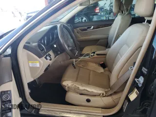 2013 Mercedes-Benz C 250 Sport с VIN WDDGF4HBXDR264988, выставлен на аукционе Copart как лот 65586095 с пробегом 95 168 миль миль и Чистый • Clean title. История ставок и продаж доступна на DreamBid. Изображение 7.