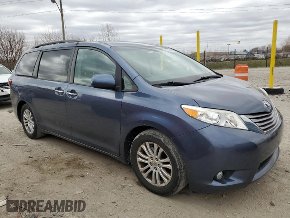 2015 Toyota Sienna XLE с VIN 5TDYK3DC8FS671800, выставлен на аукционе Copart как лот 49820685 с пробегом 110 256 миль миль и Списание • Salvage title. История ставок и продаж доступна на DreamBid. Изображение 4.