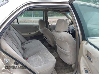 2002 Honda Accord EX z VIN 1HGCG56632A133738, wystawiony jako IAAI lot #42104355 z przebiegiem 236 202 mil mil oraz . Historia ofert i sprzedaży dostępna na DreamBid. Obrazek 8.