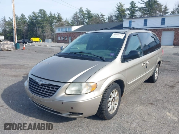2003 Chrysler Town & Country LXi with VIN 2C8GP54L93R372831, listed as a IAAI auction lot 42132738 with 88,442 mi miles. Bid and sale history available at carsss.com. Image 12.