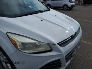 2013 Ford Escape SE z VIN 1FMCU9G93DUD04038, wystawiony jako IAAI lot #42587629 z przebiegiem 213 211 mil mil oraz . Historia ofert i sprzedaży dostępna na DreamBid. Obrazek 8.