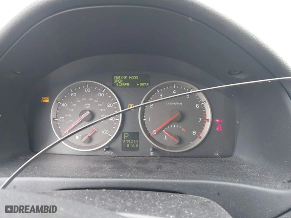 2007 Volvo V50 2.4L with VIN YV1MW382872316147, listed as a IAAI auction lot 41547724 with 275,033 mi miles. Bid and sale history available at carsss.com. Image 7.