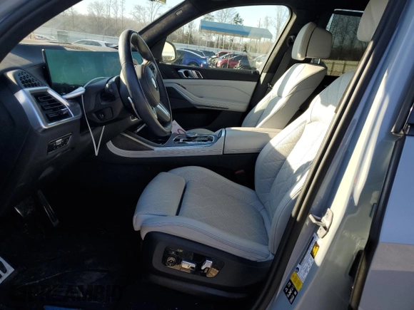 2023 BMW X7 xDrive40i with VIN 5UX23EM03P9P48219, listed as a Copart auction lot 42714055 with 48,911 mi miles and Salvage Title. Bid and sale history available at carsss.com. Image 7.