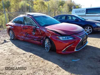 2019 Lexus ES 350 with VIN 58ABZ1B12KU003864, listed as a IAAI auction lot 40634355 with 31,967 mi miles and . Bid and sale history available at DreamBid. Image 1.
