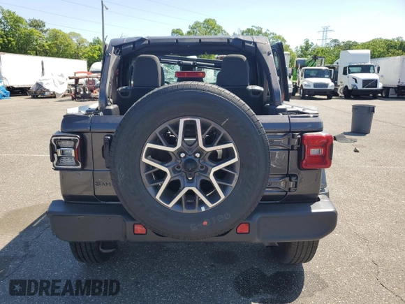 2025 Jeep Wrangler Sahara с VIN 1C4PJXEN4SW534448, выставлен на аукционе Copart как лот 57478615 с пробегом 6 613 миль миль и Чистый • Clean title. История ставок и продаж доступна на DreamBid. Изображение 6.
