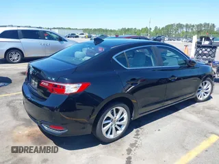 2016 Acura ILX with VIN 19UDE2F30GA016091, listed as a IAAI auction lot 42018283 with 139,524 mi miles. Bid and sale history available at carsss.com. Image 4.