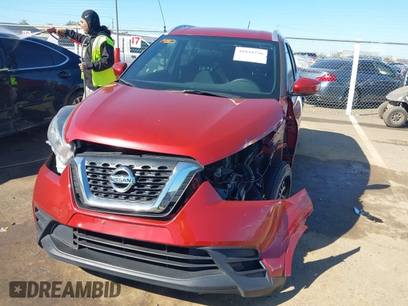 2019 Nissan Kicks S with VIN 3N1CP5CU4KL511255, listed as a IAAI auction lot 41841226 with 91,575 mi miles and . Bid and sale history available at carsss.com. Image 6.