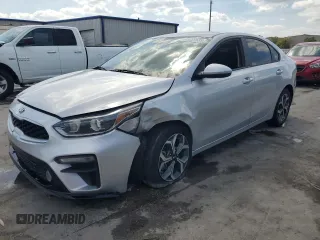 2021 Kia Forte LXS z VIN 3KPF24AD3ME327910, wystawiony jako Copart lot #49329635 z przebiegiem 48 085 mil mil oraz Szkoda całkowita • Salvage title. Historia ofert i sprzedaży dostępna na DreamBid. Obrazek 1.