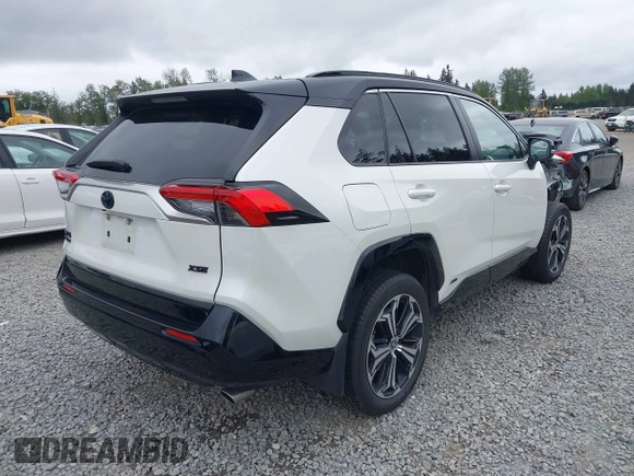 2022 Toyota RAV4 XSE with VIN JTMEB3FV1ND100256, listed as a IAAI auction lot 42127288 with 30,367 mi miles and . Bid and sale history available at DreamBid. Image 4.